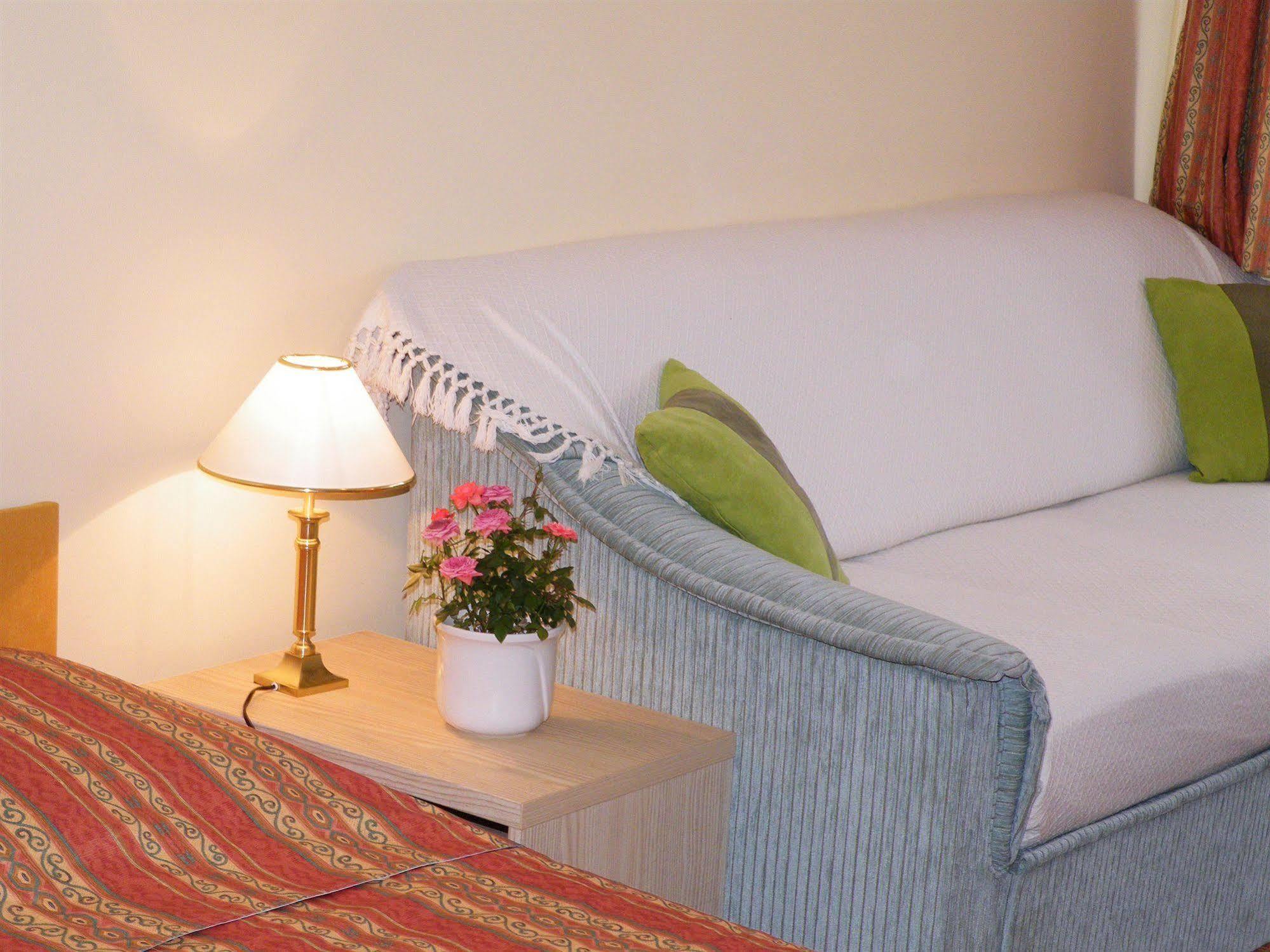 Apartment Buda บูดาเปสต์ ภายนอก รูปภาพ